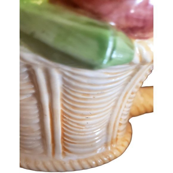 World‎ Bazar Vegetable Basket Ceramic Teapot Vintage 6in - Picture 8 of 12